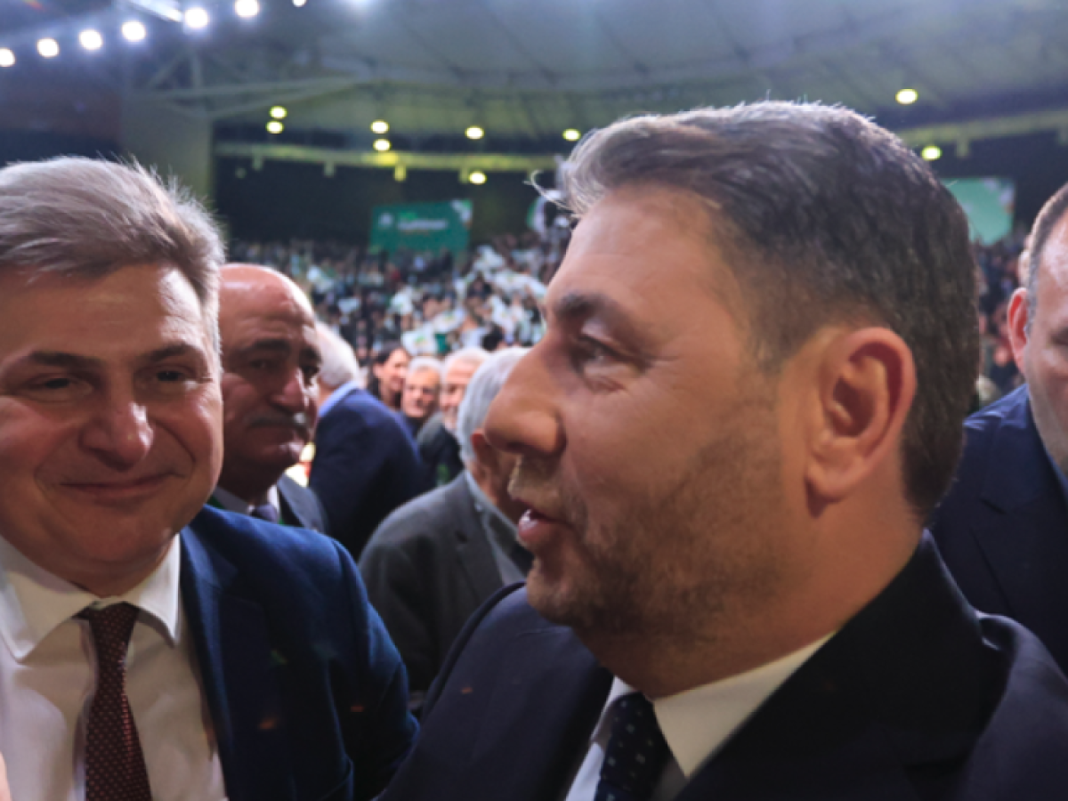 &Sigma;&tau;&omicron; &Sigma;&upsilon;&nu;έ&delta;&rho;&iota;&omicron; &tau;&omicron;&upsilon; &Pi;&Alpha;&Sigma;&Omicron;&Kappa; &omicron; &epsilon;&upsilon;&rho;&omega;&beta;&omicron;&upsilon;&lambda;&epsilon;&upsilon;&tau;ή&sigmaf; &Nu;ί&kappa;&omicron;&sigmaf; &Phi;&alpha;&rho;&alpha;&nu;&tau;&omicron;ύ&rho;&eta;&sigmaf; &ndash; &Theta;&epsilon;&rho;&mu;ή &chi;&epsilon;&iota;&rho;&alpha;&psi;ί&alpha; &mu;&epsilon; &tau;&omicron;&nu; &Nu;ί&kappa;&omicron; &Alpha;&nu;&delta;&rho;&omicron;&upsilon;&lambda;ά&kappa;&eta;