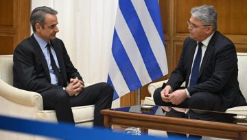 Στον Μητσοτάκη ο Νατσιός: Να ενεργοποιηθεί και πάλι το ξεχασμένο αμυντικό δόγμα Ελλάδας – Κύπρου