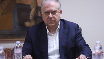 Τα ανακοινωμένα μέτρα για την αισχροκέρδεια επανέλαβε ο Θεοδωρικάκος – 3.000 ευρώ voucher στα πρατήρια για συστήματα εισρ