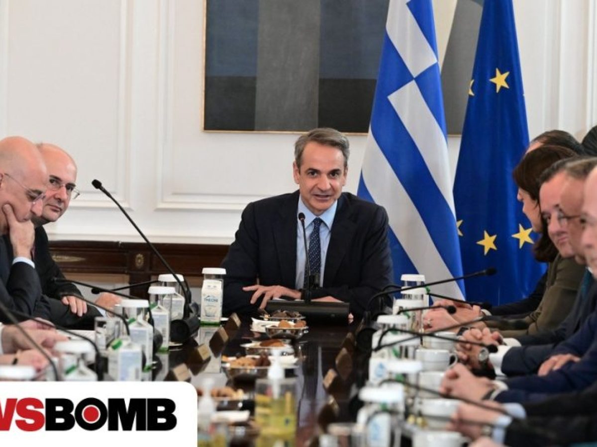 Τα ψιλά γράμματα και τα παράδοξα των δημοσκοπήσεων του Μαρτίου 