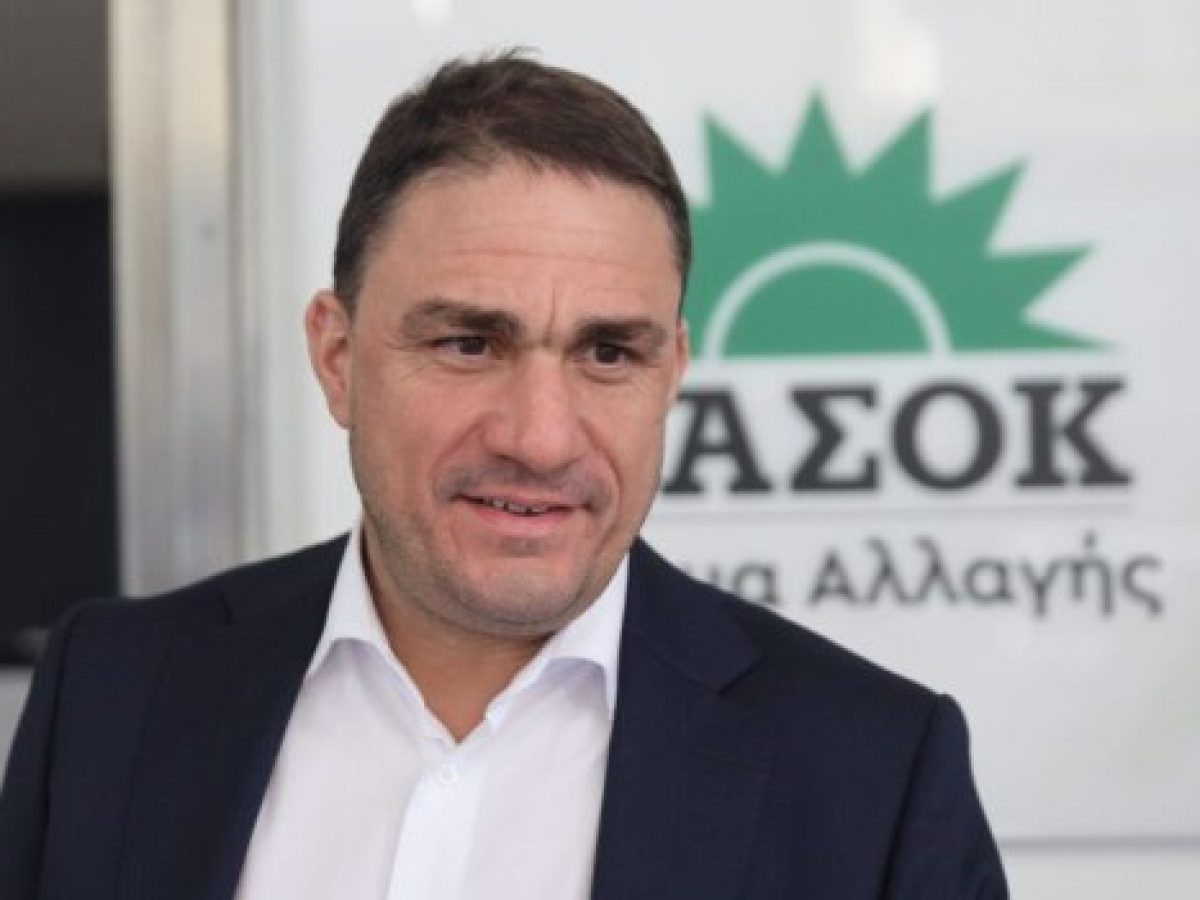 «Θα φέρουμε άμεσα νέα πρόταση για έκτακτη φορολόγηση των υπερκερδών των τραπεζών» λέει ο Τσουκαλάς