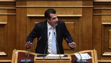 Θάνος Πλεύρης σε ακροδεξιό κρεσέντο: «Οι αγώνες της Αριστεράς ήταν πάντοτε σε βάρος του έθνους»