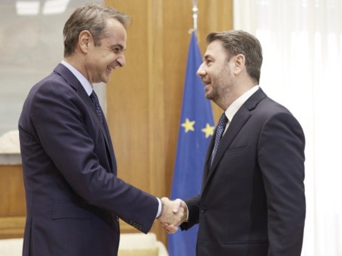 Θεσμική η συνάντηση Ανδρουλάκη – Μητσοτάκη – Δεν υπάρχουν περιθώρια συναίνεσης σε άλλα θέματα διαμηνύει το ΠΑΣΟΚ