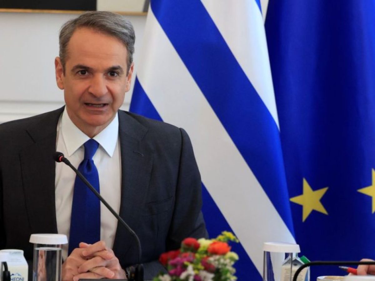 Τηλεφωνική επικοινωνία Μητσοτάκη με τον εμίρη του Κατάρ και τον πρόεδρο των ΗΑΕ