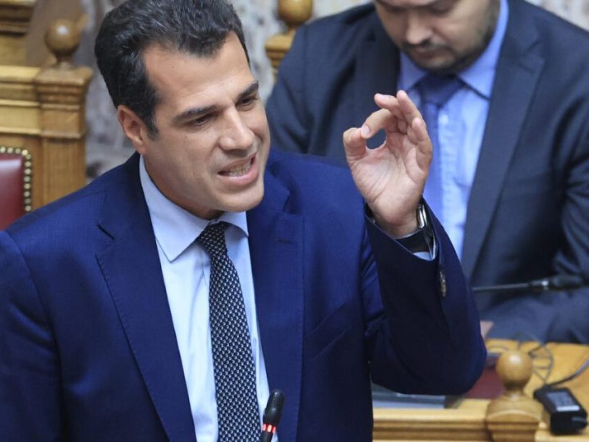 &Tau;&omicron; &Mu;&alpha;&xi;ί&mu;&omicron;&upsilon; έ&sigma;&tau;&epsilon;&iota;&lambda;&epsilon;&hellip; &mu;&epsilon;&tau;&alpha;&nu;ά&sigma;&tau;&eta; &sigma;&tau;&alpha; &delta;&epsilon;&xi;&iota;ά &tau;&omicron;&nu; &Theta;. &Pi;&lambda;&epsilon;ύ&rho;&eta;