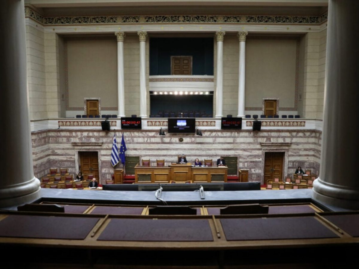 Το ΠΑΣΟΚ λέει τελικά «ναι» επί της αρχής στις συμφωνίες με Chevron – «αγκάθι» το άρθρο 30