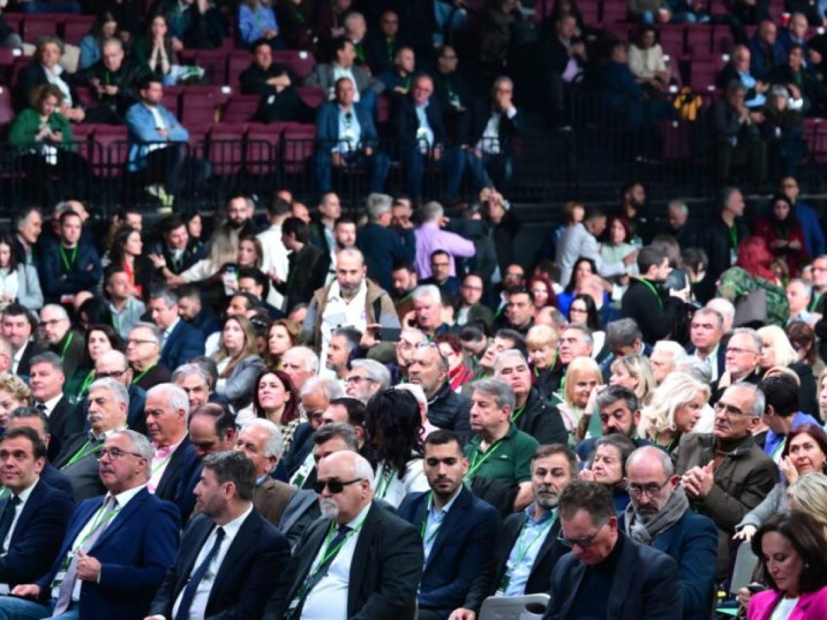 Το ΠΑΣΟΚ περνά στην αντεπίθεση: Τέλος τα σενάρια συνεργασίας με τη ΝΔ