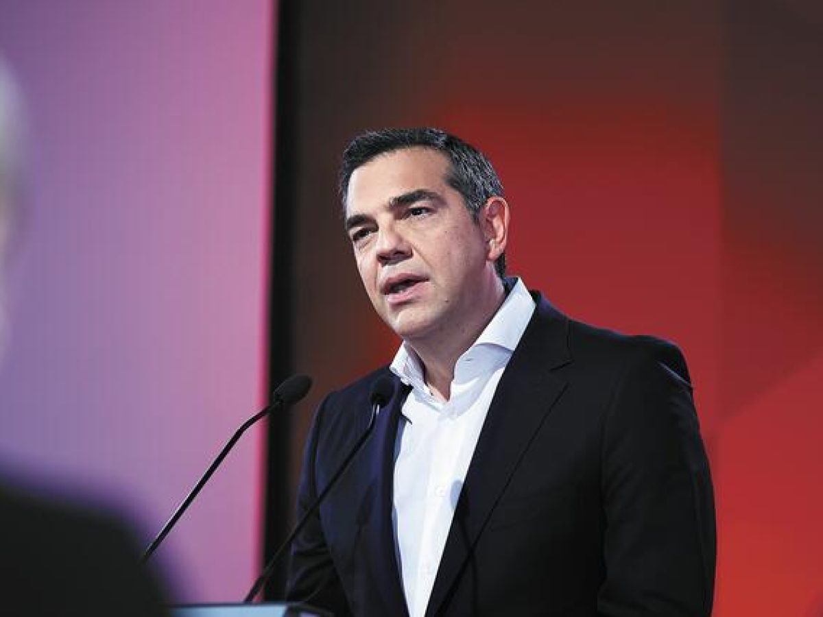 Τσίπρας στην Αλεξανδρούπολη: Η παρέμβαση για Ιράν, τα πυρά στον «γελωτοποιό του βασιλιά»