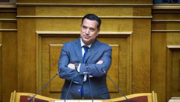 Βουλή: Άγρια κόντρα Κωνσταντοπούλου – Γεωργιάδη γιατί τον βιντεοσκοπούσε ενώ έτρωγε κρακεράκια