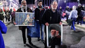 &Xi;&epsilon;&sigma;&pi;ά &omicron; &phi;&omega;&tau;&omicron;&rho;&epsilon;&pi;ό&rho;&tau;&epsilon;&rho; &pi;&omicron;&upsilon; &alpha;&pi;&alpha;&theta;&alpha;&nu;ά&tau;&iota;&sigma;&epsilon; &tau;&omicron;&nu; &Lambda;&alpha;&phi;&alpha;&zeta;ά&nu;&eta; &mu;&epsilon; &tau;&omicron; &pi;&omicron;&rho;&tau;&rho;έ&tau;&omicron; &tau;&omicron;&upsilon; &Chi;&alpha;&mu;&epsilon;&nu;&epsilon;ΐ