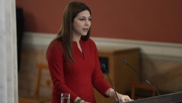 Ζαχαράκη: «Τα σχολεία δεν είναι ζούγκλα – Πιστεύω πραγματικά στην πειθαρχία»