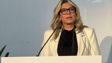 Άννα Καραμανλή: Στρατηγική προτεραιότητα ανάπτυξη των ειδικών μορφών τουρισμού