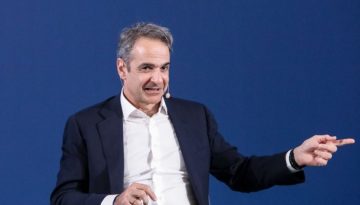 Αχελώος, αγρότες και τρίτη τετραετία: Το σχέδιο Μητσοτάκη και τα πολιτικά μηνύματα από τη Λάρισα