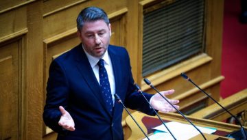 Ανδρουλάκης: «Δεν πρέπει να υπάρξει κανένα σενάριο εμπλοκής της χώρας μας στον πόλεμο» 