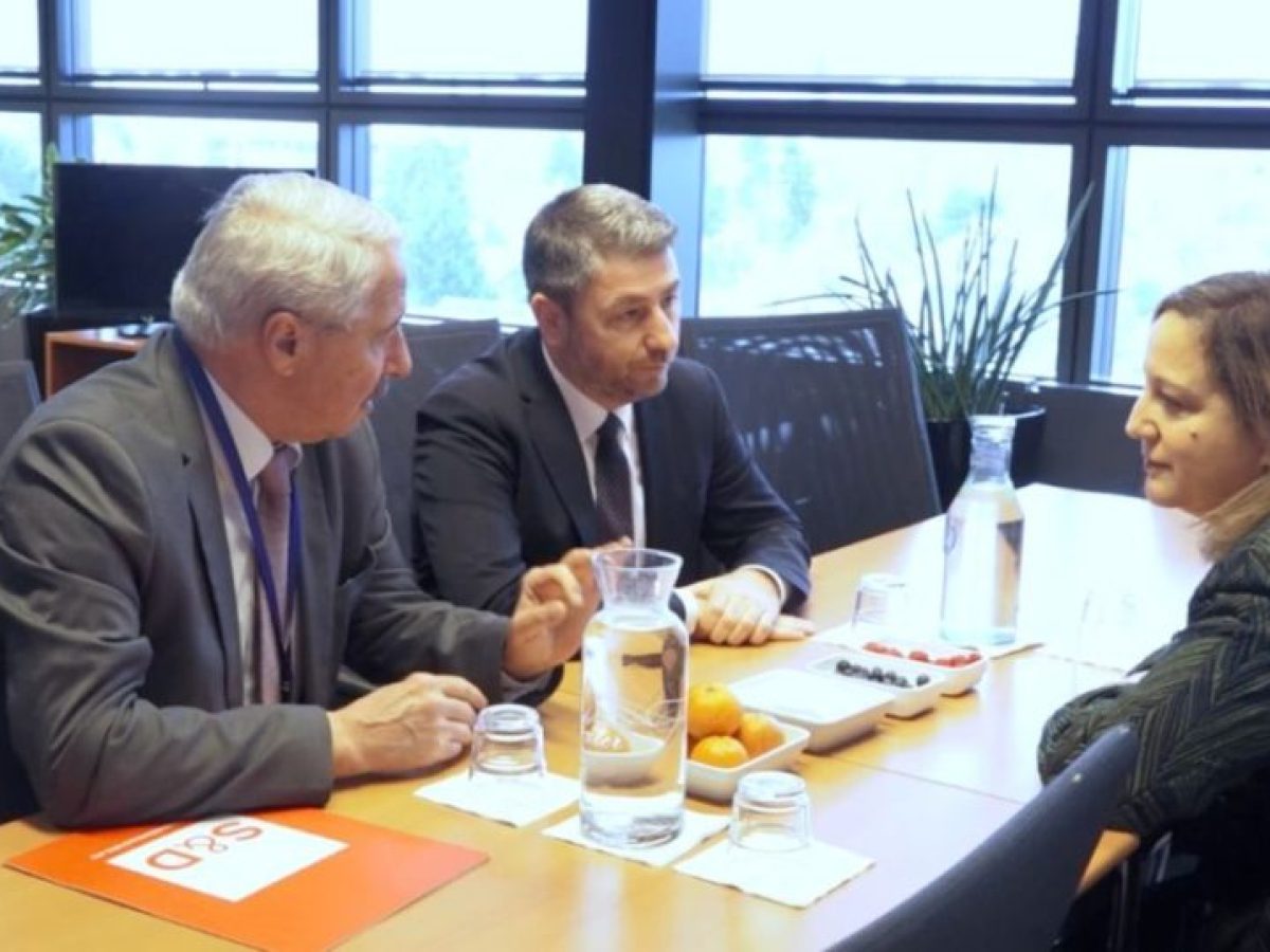 Ανδρουλάκης για τις υποκλοπές: Δεν αξίζουν παρακρατικές μεθοδεύσεις στον ελληνικό λαό