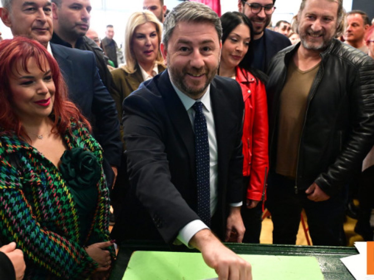 Ανδρουλάκης: Η συμμετοχή ξεπέρασε κάθε προσδοκία, ψήφισαν 174.813 για εκλογή συνέδρων του ΠΑΣΟΚ