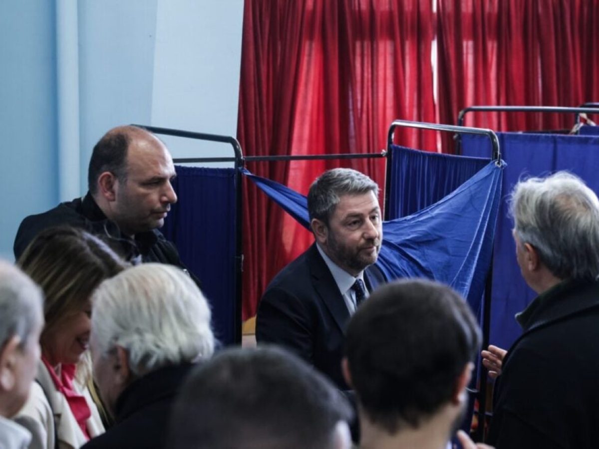 Ανδρουλάκης: Ηχηρό μήνυμα από 174.813 πολίτες