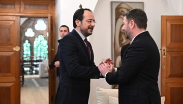 Ανδρουλάκης: Κανένα κράτος της ΕΕ δεν πρέπει να συμμετάσχει με οποιονδήποτε τρόπο στον πόλεμο στο Ιράν