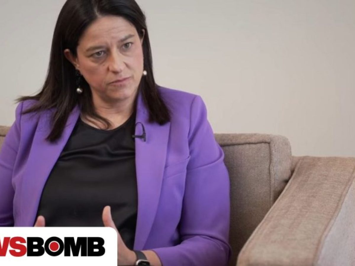 «Απέναντι» η Νίκη Κεραμέως: Ο κατώτατος μισθός έχει αυξηθεί 35% από το 2019 – Θα εισηγηθώ νέα αύξηση