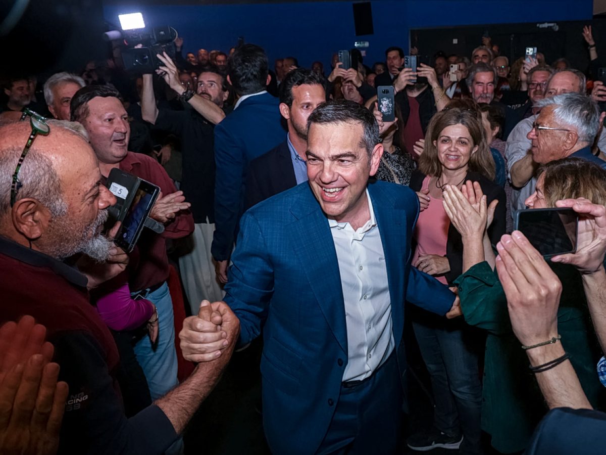 &Alpha;&lambda;έ&xi;&eta;&sigmaf; &Tau;&sigma;ί&pi;&rho;&alpha;&sigmaf;: &laquo;&Epsilon;&nu;ώ&nu;&omicron;&upsilon;&mu;&epsilon; &delta;&upsilon;&nu;ά&mu;&epsilon;&iota;&sigmaf; &gamma;&iota;&alpha; &nu;&alpha; &alpha;&lambda;&lambda;ά&xi;&omicron;&upsilon;&mu;&epsilon; &tau;&eta;&nu; &Epsilon;&lambda;&lambda;ά&delta;&alpha; &kappa;&alpha;&iota; &theta;&alpha; &tau;&eta;&nu; &alpha;&lambda;&lambda;ά&xi;&omicron;&upsilon;&mu;&epsilon;&raquo;