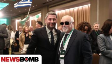 &Alpha;&nu;&delta;&rho;&omicron;&upsilon;&lambda;ά&kappa;&eta;&sigmaf;: &Tau;&omicron;&nu; &Gamma;&iota;ά&nu;&nu;&eta; &Beta;&alpha;&rho;&delta;&alpha;&kappa;&alpha;&sigma;&tau;ά&nu;&eta; &pi;&rho;&omicron;&tau;&epsilon;ί&nu;&epsilon;&iota; &gamma;&iota;&alpha; &Gamma;&rho;&alpha;&mu;&mu;&alpha;&tau;έ&alpha; &tau;&omicron;&upsilon; &Pi;&Alpha;&Sigma;&Omicron;&Kappa;