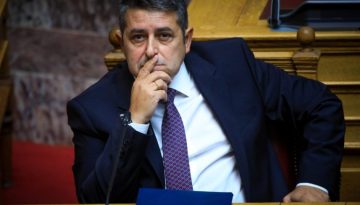 &Alpha;&nu;&eta;&sigma;&upsilon;&chi;ί&alpha; &gamma;&iota;&alpha; &tau;&omicron;&nu; &Gamma;&iota;ώ&rho;&gamma;&omicron; &Mu;&upsilon;&lambda;&omega;&nu;ά&kappa;&eta; &ndash; &Sigma;&upsilon;&nu;&epsilon;&chi;&epsilon;ί&sigmaf; &epsilon;&pi;&iota;&sigma;&kappa;έ&psi;&epsilon;&iota;&sigmaf; &kappa;&upsilon;&beta;&epsilon;&rho;&nu;&eta;&tau;&iota;&kappa;ώ&nu; &sigma;&tau;&epsilon;&lambda;&epsilon;&chi;ώ&nu; &sigma;&tau;&omicron;&nu; &Epsilon;&upsilon;&alpha;&gamma;&gamma;&epsilon;&lambda;&iota;&sigma;&mu;ό
