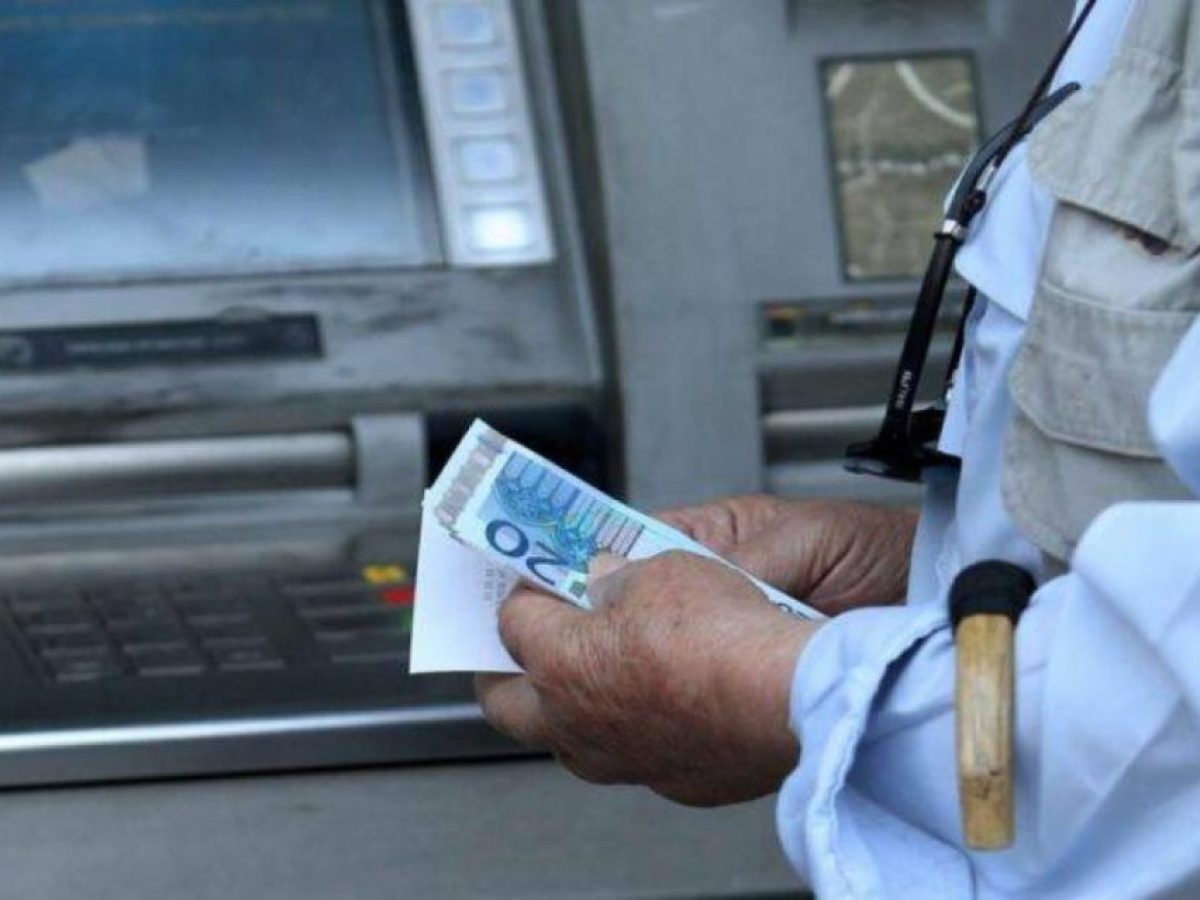 650.000 συνταξιούχοι εκτός επιδόματος 300 ευρώ