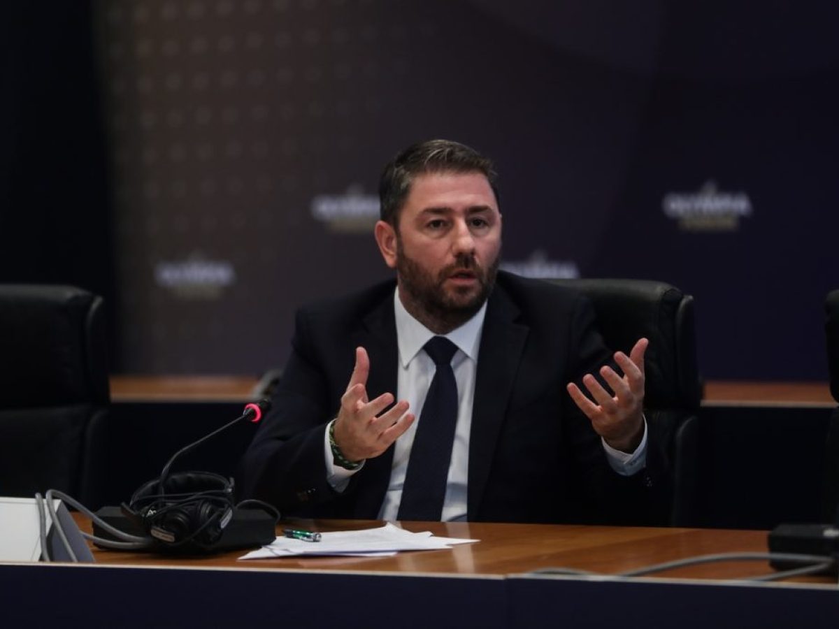 Aνδρουλάκης: «Δημιούργησαν μια συμμορία στο Μαξίμου που επηρεάζει τη Δικαιοσύνη, ελέγχει τη ροή του χρήματος και παραπληρ