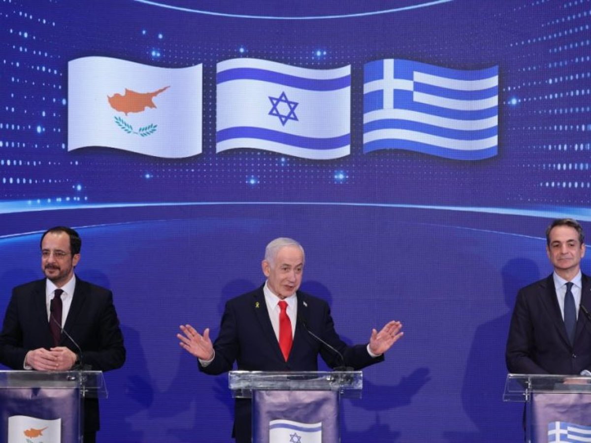 Daily Sabah: «Στρατηγική περικύκλωσης» της Τουρκίας από Ελλάδα και Κύπρο