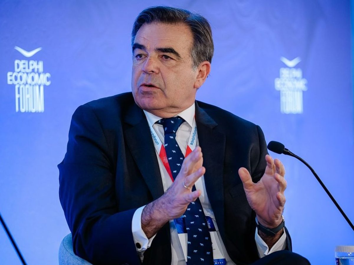 Delphi Economic Forum XI &ndash; &Sigma;&chi;&omicron;&iota;&nu;ά&sigmaf;: &laquo;&Delta;&epsilon;&nu; &kappa;&iota;&nu;&delta;&upsilon;&nu;&epsilon;ύ&omicron;&upsilon;&nu; &omicron;&iota; &epsilon;&pi;&iota;&delta;&omicron;&tau;ή&sigma;&epsilon;&iota;&sigmaf;&raquo; &ndash; &Tau;&alpha; &tau;&rho;ί&alpha; &laquo;&epsilon;&rho;&gamma;&omicron;&tau;ά&xi;&iota;&alpha;&raquo;