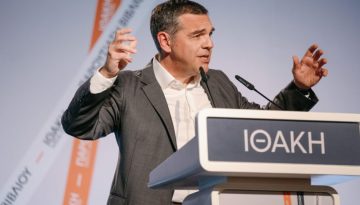 &laquo;French Connection&raquo;: &Tau;&omicron; &laquo;&gamma;&alpha;&lambda;&lambda;&iota;&kappa;ό &delta;ί&kappa;&tau;&upsilon;&omicron;&raquo; &tau;&omicron;&upsilon; &Alpha;&lambda;έ&xi;&eta; &Tau;&sigma;ί&pi;&rho;&alpha;