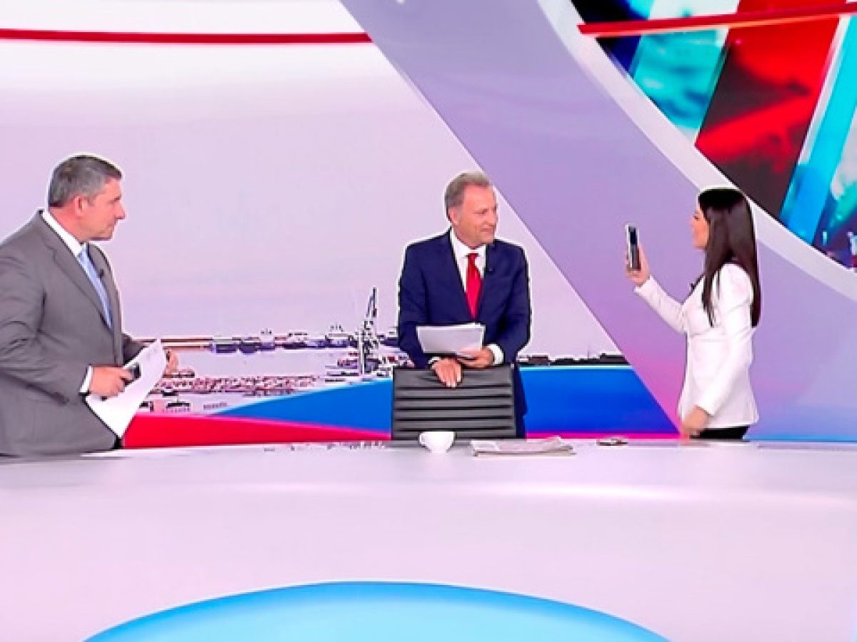 H Λατινοπούλου μιμήθηκε on air τη Ζωή Κωνσταντοπούλου: «Είναι η Ελένη Λουκά της πολιτικής»