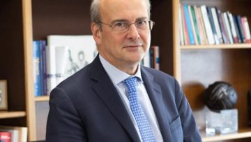 Χατζηδάκης: Έχοντας βάλει τα θεμέλια για την Ελλάδα του 2030 πρέπει να αλλάξουμε πίστα