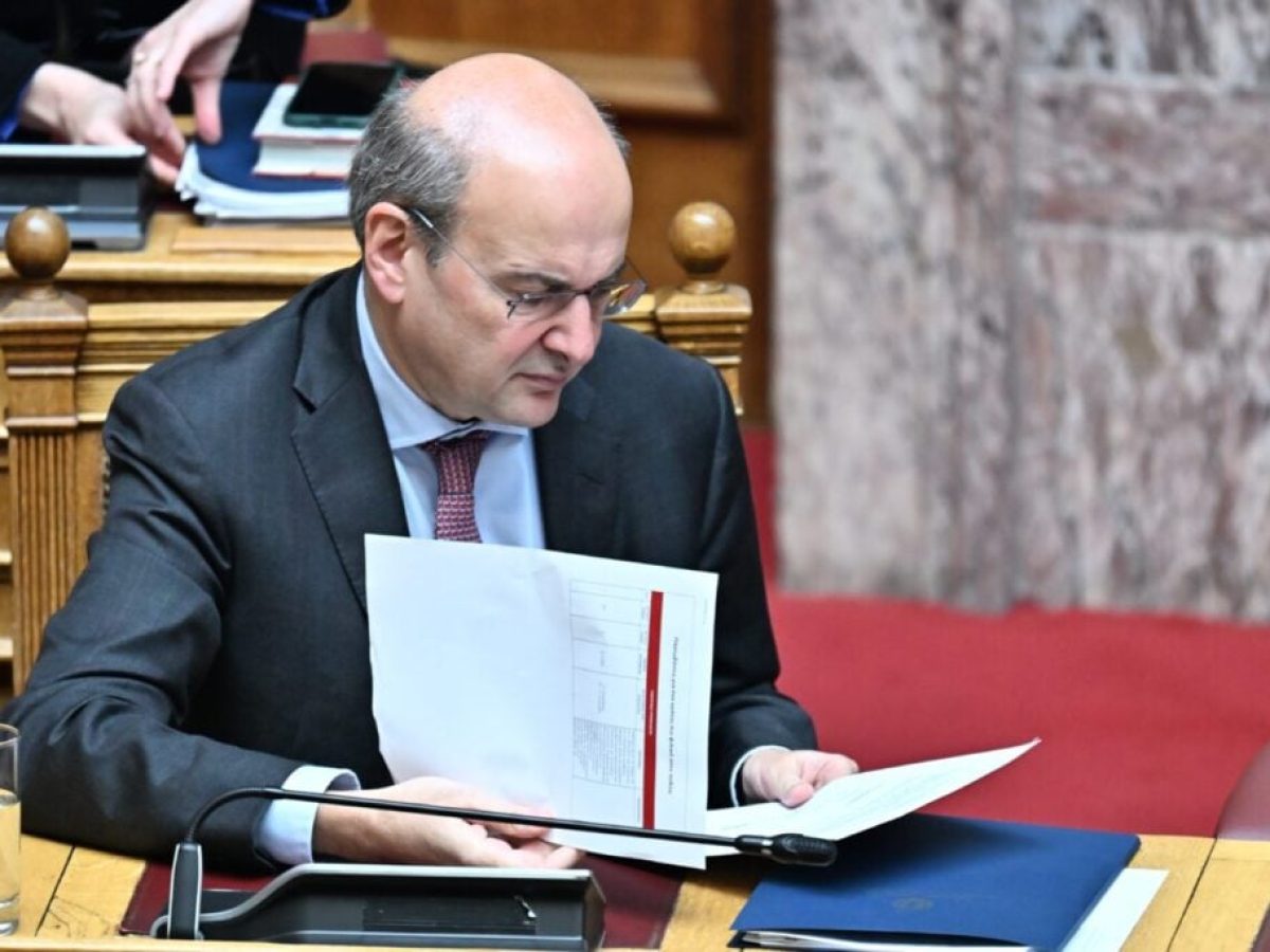 Χατζηδάκης: Συνεχίζουμε τη μάχη με το βαθύ κράτος