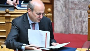 Χατζηδάκης: Συνεχίζουμε τη μάχη με το βαθύ κράτος