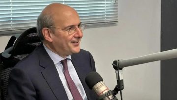 Χατζηδάκης: «Αναβαθμίζεται ο ρόλος των βουλευτών με το ασυμβίβαστο»