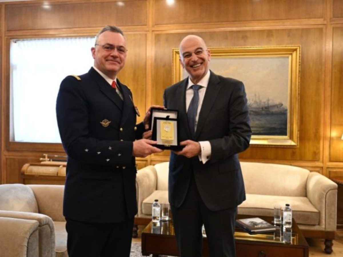 &Delta;έ&nu;&delta;&iota;&alpha;&sigmaf; &ndash; NATO: &Sigma;&tau;&omicron; &epsilon;&pi;ί&kappa;&epsilon;&nu;&tau;&rho;&omicron; &omicron; &mu;&epsilon;&tau;&alpha;&sigma;&chi;&eta;&mu;&alpha;&tau;&iota;&sigma;&mu;ό&sigmaf; &tau;&eta;&sigmaf; &Sigma;&upsilon;&mu;&mu;&alpha;&chi;ί&alpha;&sigmaf; &kappa;&alpha;&iota; &omicron;&iota; &nu;έ&epsilon;&sigmaf; &alpha;&mu;&upsilon;&nu;&tau;&iota;&kappa;έ&sigmaf; &iota;&sigma;&omicron;&rho;&rho;&omicron;&pi;ί&epsilon;&sigmaf;