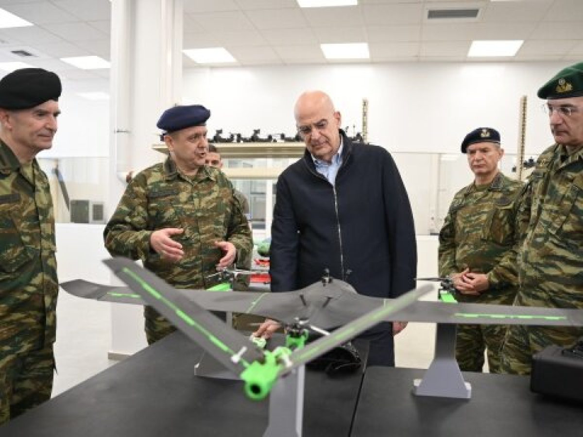 Δένδιας: Η παραγωγική μας δυνατότητα έχει φτάσει στα 4.000 drones τον χρόνο