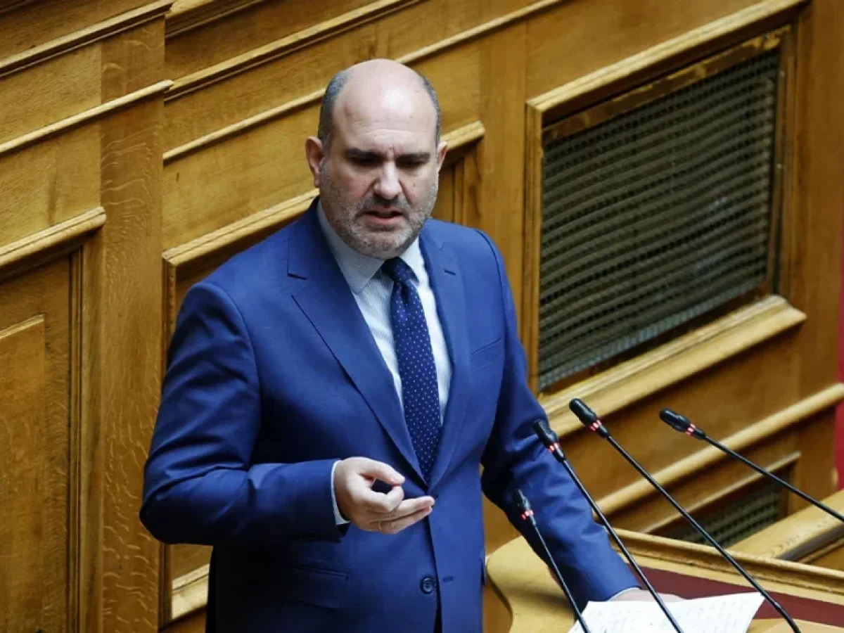 Δημήτρης Μαρκόπουλος: Ανυπόστατες οι φήμες ότι δεν έχω πανεπιστημιακό πτυχίο