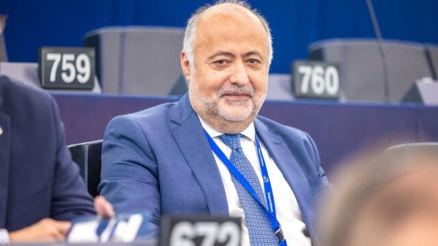 dimitris-tsiodras-me-pososto-90