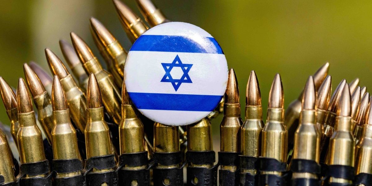 dimokratiki-Αpo-ti-lefki-epitagi