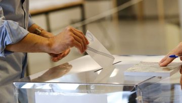 Δημοσκόπηση Alco: Απώλειες για τη ΝΔ στη σκιά του σκανδάλου ΟΠΕΚΕΠΕ – Τι απαντούν οι πολίτες για τη δίκη των Τεμπών