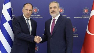 Διπλωματική ένταση: Σκληρή απάντηση Αθήνας στον Φιντάν για Ελλάδα–Κύπρο–Ισραήλ