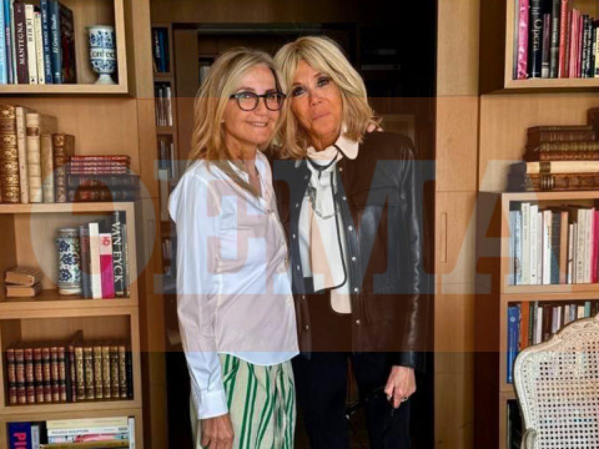 Δείτε φωτογραφία από τη συνάντηση Μαρέβας Γκραμπόφσκι-Μητσοτάκη και Μπριζίτ Μακρόν – Τι έφαγαν, τι συζήτησαν, το δώρο από