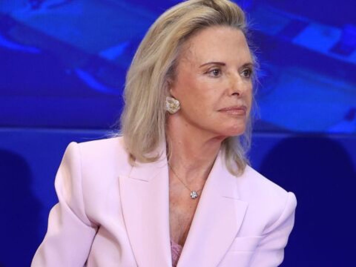 Ελίζα Βόζεμπεργκ: Yποψήφια για το βραβείο “Ευρωβουλευτής της χρονιάς” στην κατηγορία “Βιώσιμος