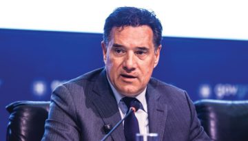 Γεωργιάδης: Η απάντηση του υπουργού Υγείας σε πολίτη για την εμπειρία του με το ΕΣΥ – “Αν νόμιζε ότι δεν