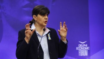 Λάουρα Κοβέσι: Τα δύο ηχηρά “ναι” της Ευρωπαίας εισαγγελέως και τα αιχμηρά μηνύματα που έστειλε μέσω
