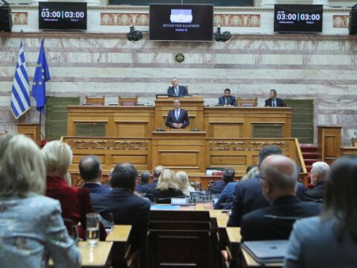 Μήνυμα Μητσοτάκη για “καμία σκιά” στην άρση ασυλίας των “13”: Γιατί προκρίνεται η καταψήφι