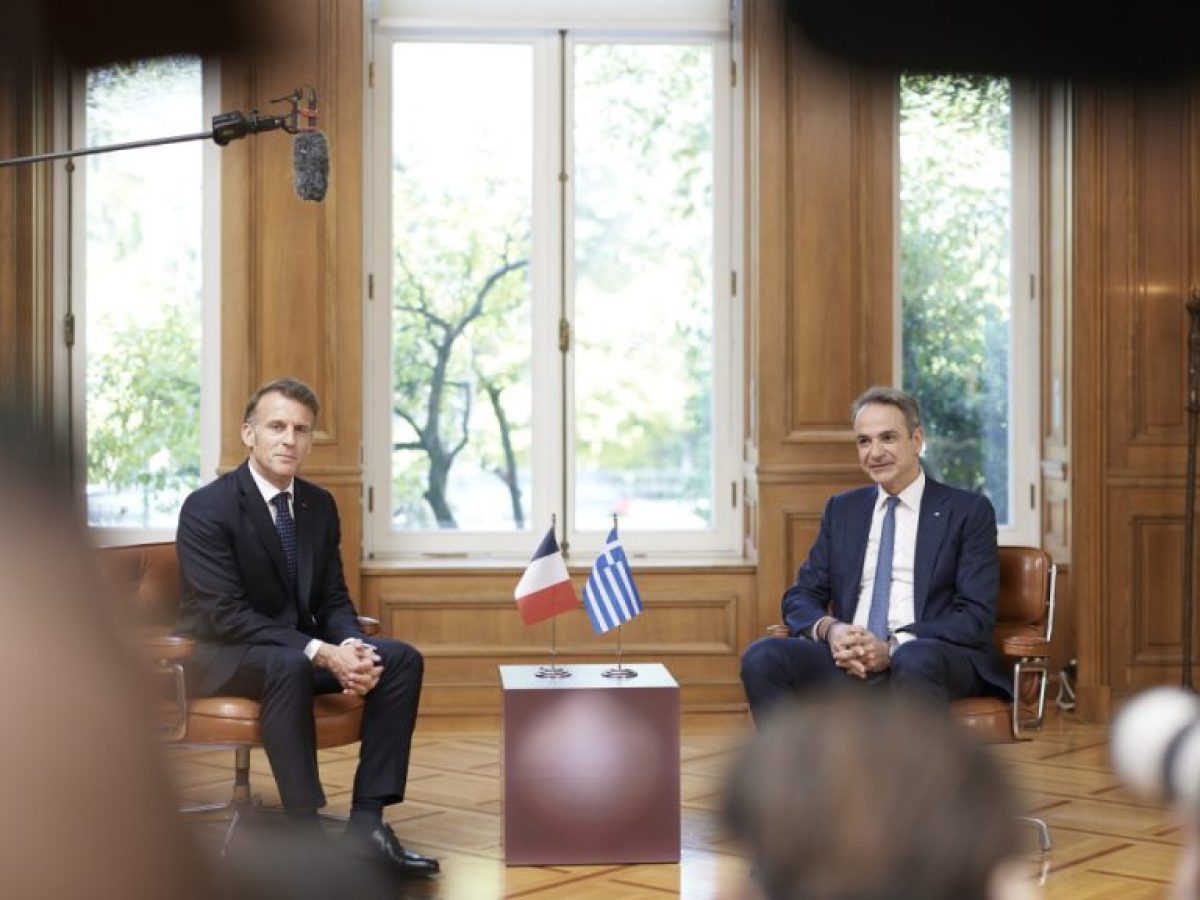 Μητσοτάκης: Αξίωμα το «Ελλάς – Γαλλία συμμαχία» – Μακρόν: Βασιστείτε πάνω μας – Βίντεο & φωτογραφίες