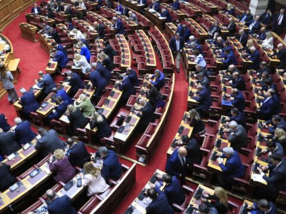 ΟΠΕΚΕΠΕ: Το “μασάζ” για τις άρσεις ασυλίας που έπιασε τόπο, η χαμένη ψήφος της Νοτοπούλου και το &qu